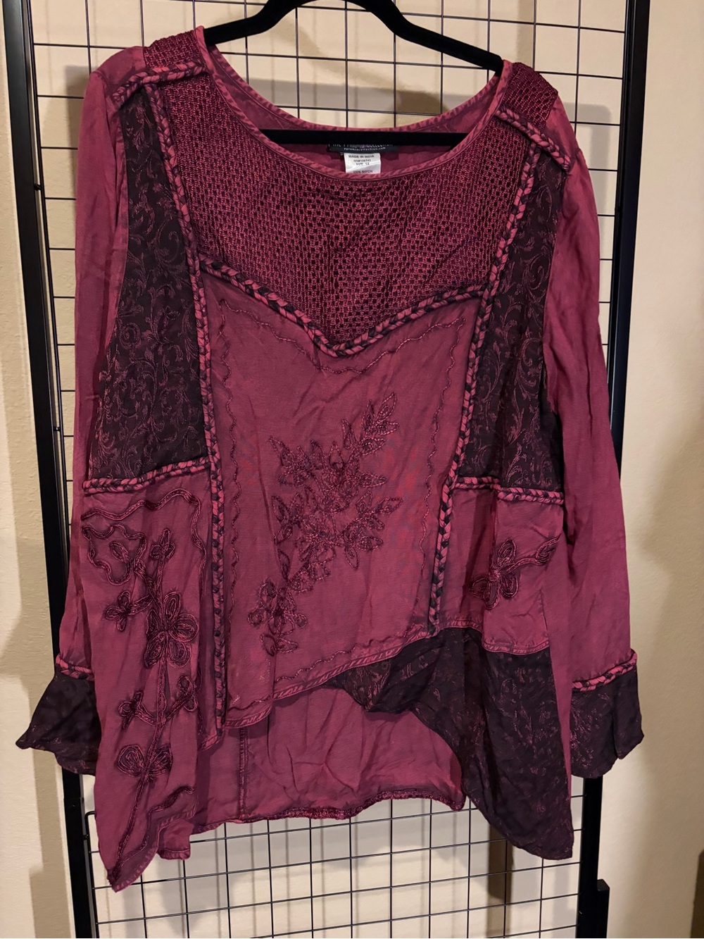 Kantha Boho Embroidered Long-Sleeve Tunic Top - Wine